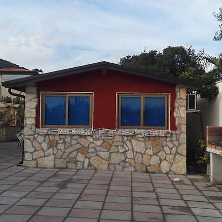 Villaggio Romaniello マリーナ・ディ・カメロータ エクステリア 写真