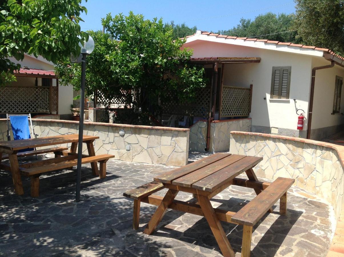 Villaggio Romaniello マリーナ・ディ・カメロータ エクステリア 写真